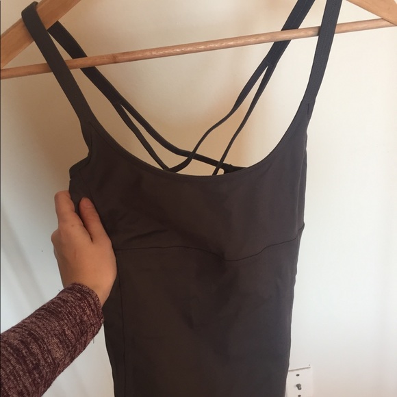 alo lotus bra